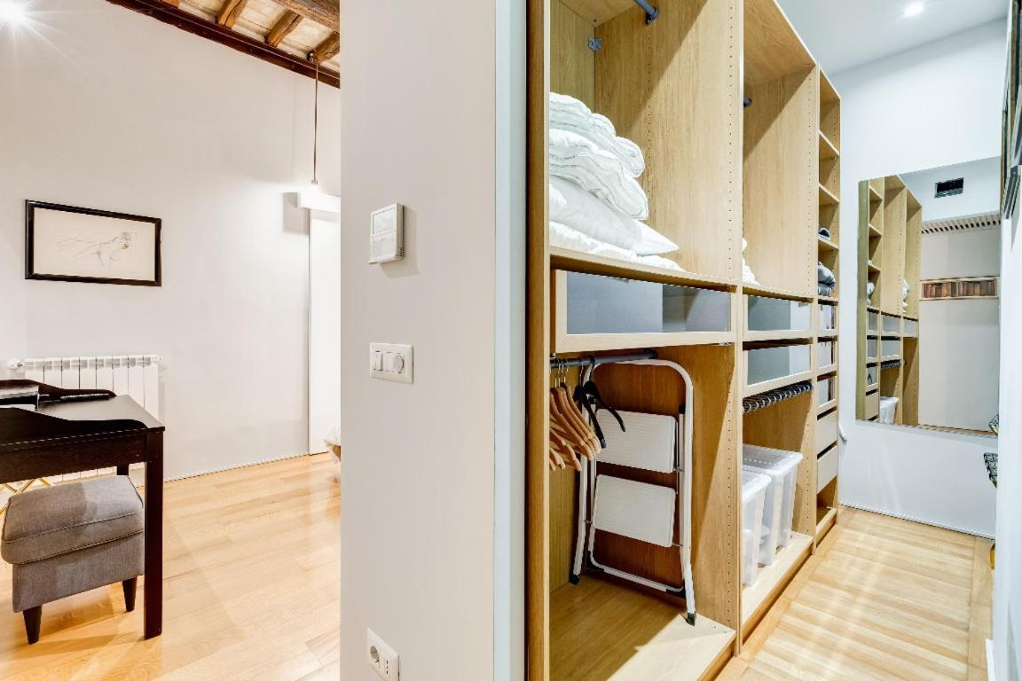 Residenza Borgo Pio Appartement Rome Buitenkant foto